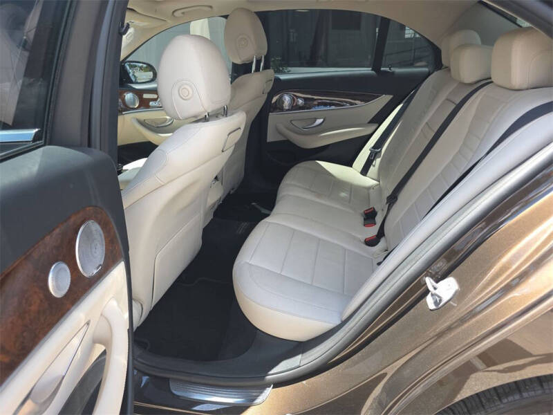 2018 Mercedes-Benz E-Class E 300