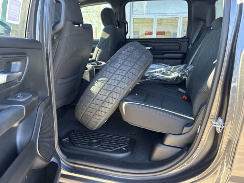 2026 RAM 1500 Express