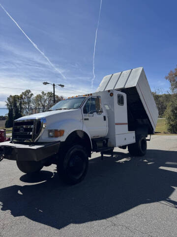 2005 Ford F-750 Super Duty