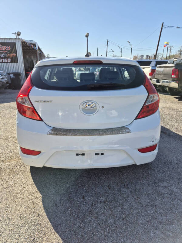 2013 Hyundai Accent GS