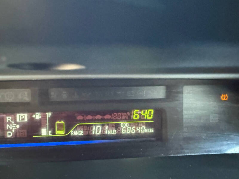 2012 Toyota Prius v Three