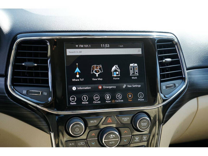 2019 Jeep Grand Cherokee Laredo E