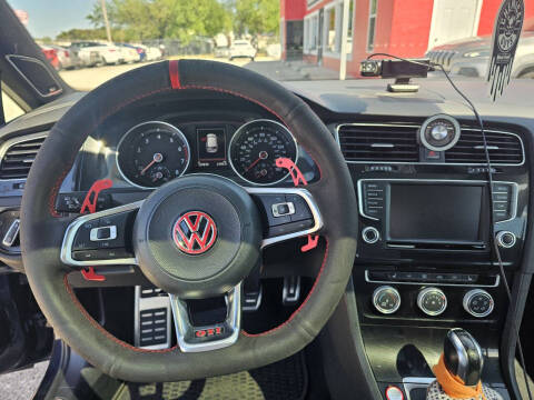 2017 Volkswagen Golf GTI SE