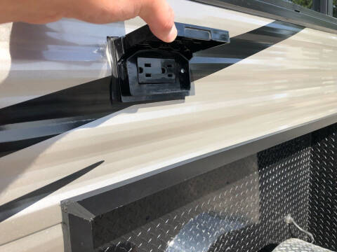 2022 Glacier 17’ RV