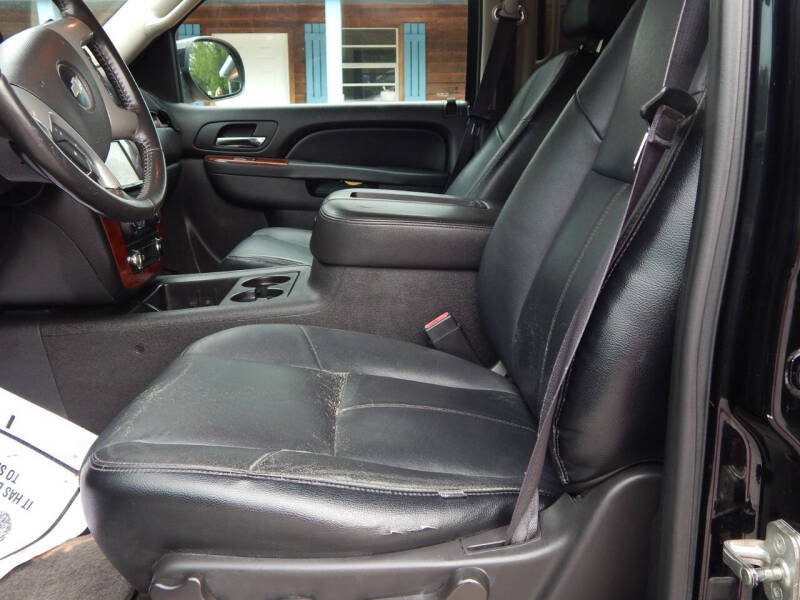 2013 Chevrolet Tahoe LS photo 4