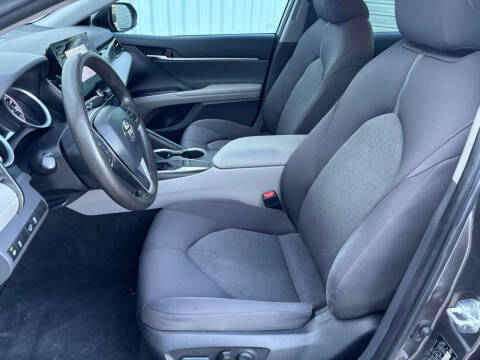 2022 Toyota Camry LE