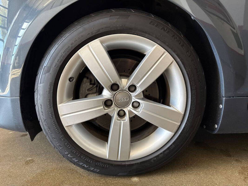 2009 Audi TT 2.0T quattro Premium Plus