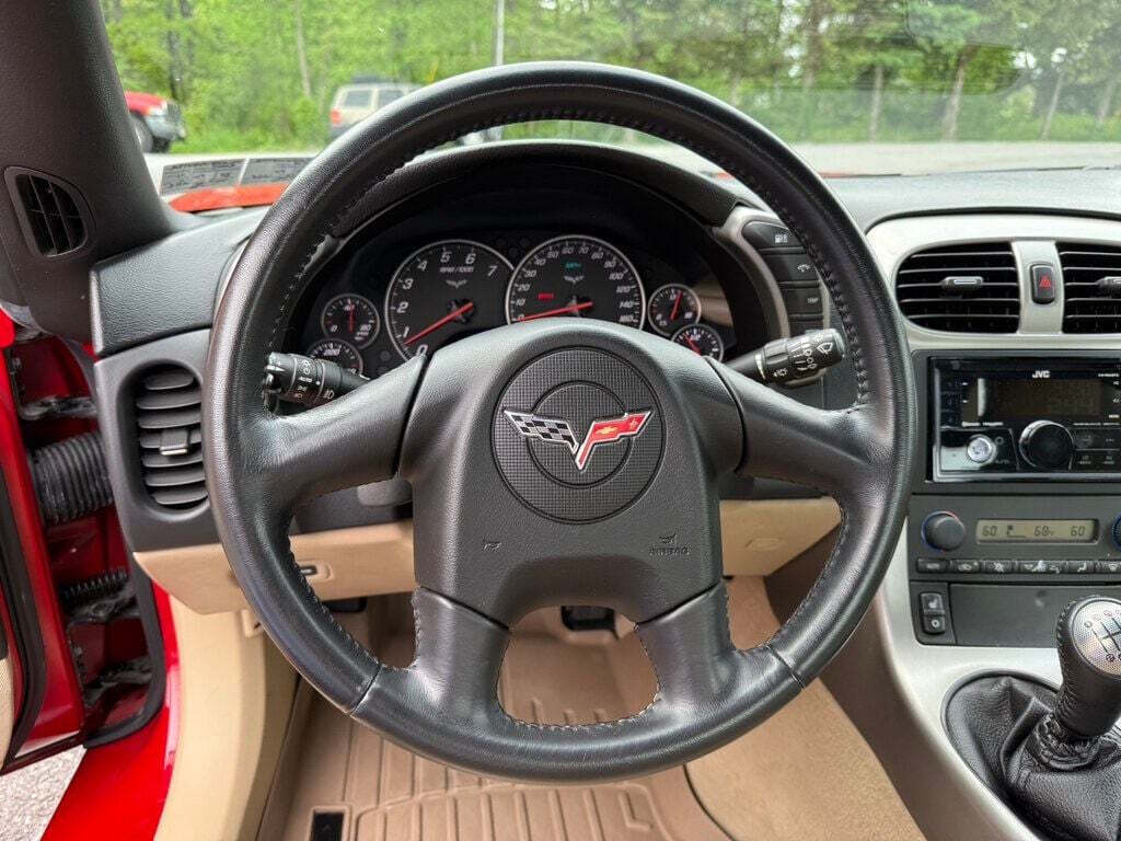 2005 Chevrolet Corvette 29