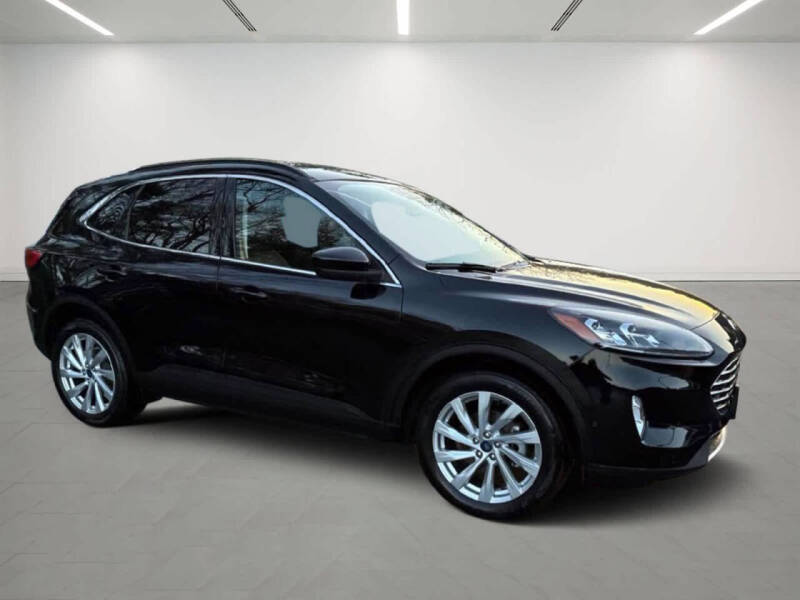 2022 Ford Escape Titanium