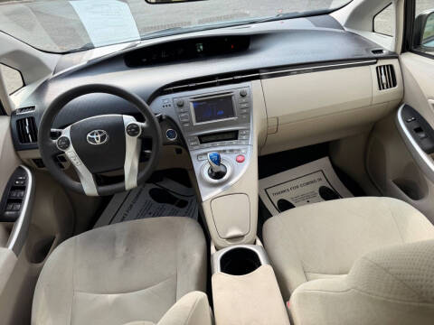 2015 Toyota Prius Two