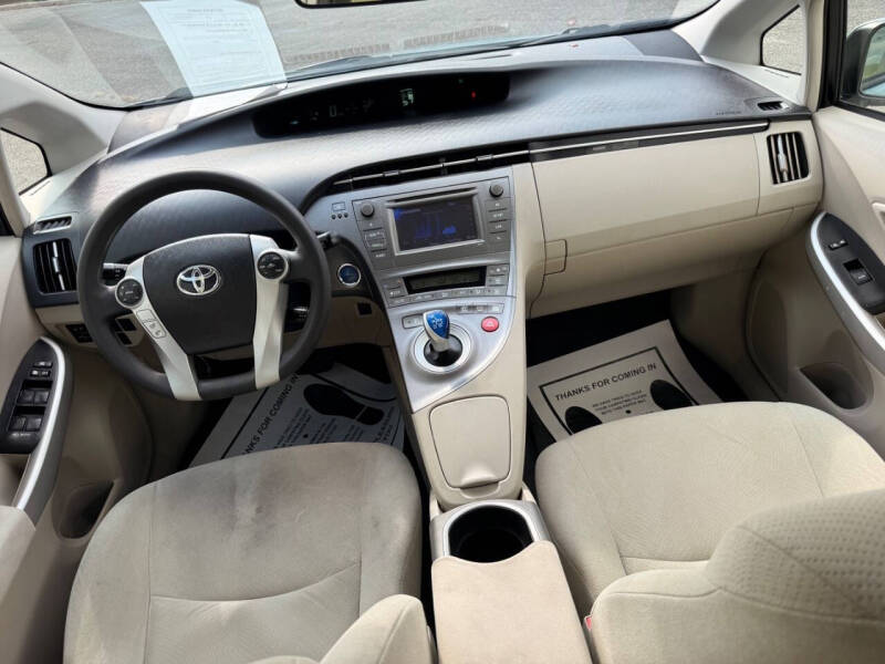 2015 Toyota Prius Two