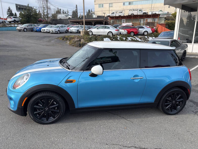 Used 2015 MINI Cooper Base with VIN WMWXM5C51F3A60965 for sale in Edmonds, WA