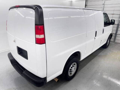 2017 Chevrolet Express 2500