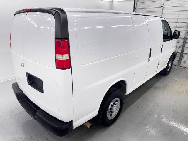 2017 Chevrolet Express 2500