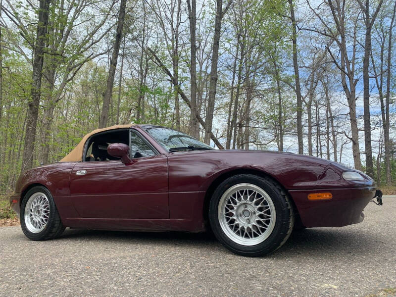 1995 Mazda MX-5 Miata for sale at Garber Motors in Midlothian VA