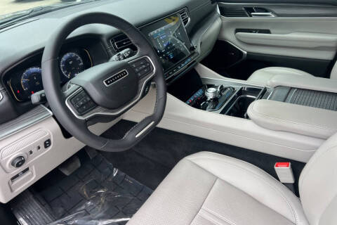 2023 Jeep Wagoneer Series III