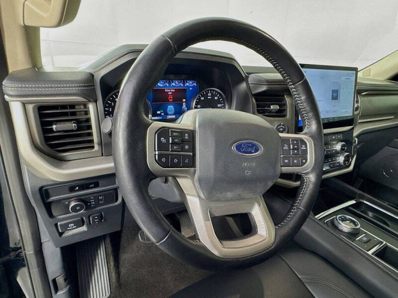 2023 Ford Expedition MAX XLT