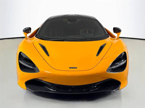 2022 McLaren 720S Performance