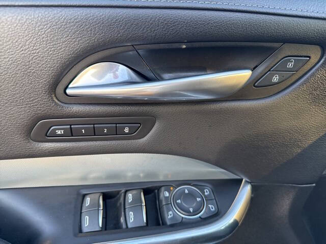 2019 Cadillac XT4 Premium Luxury