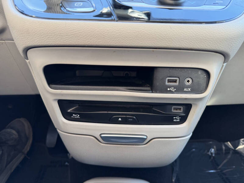 2018 Chrysler Pacifica Touring L Plus