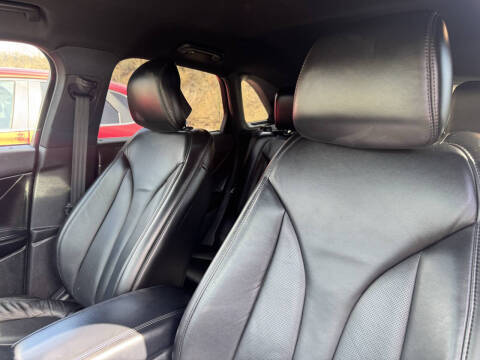 2017 Lincoln MKC Select