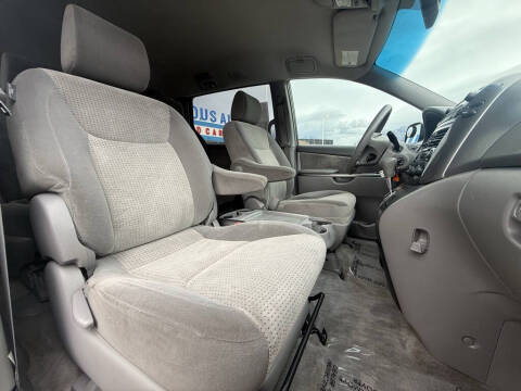 2007 Toyota Sienna LE 7-Passenger