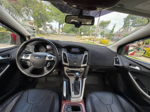 2012 Ford Focus SEL