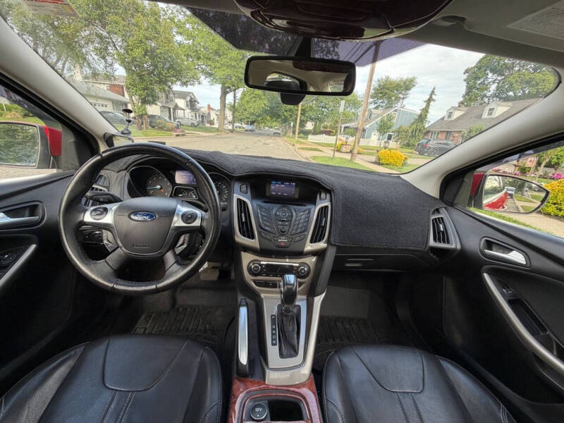 2012 Ford Focus SEL