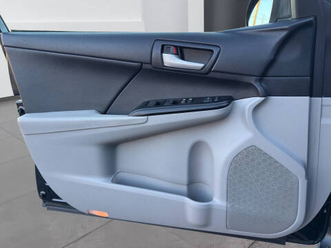 2014 Toyota Camry LE