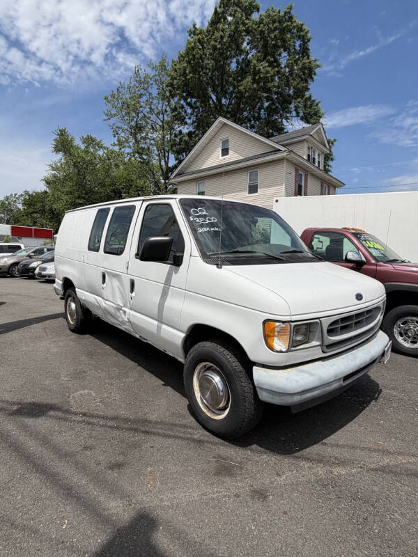 2002 Ford E-Series E-250