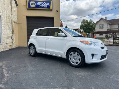 2010 Scion xD