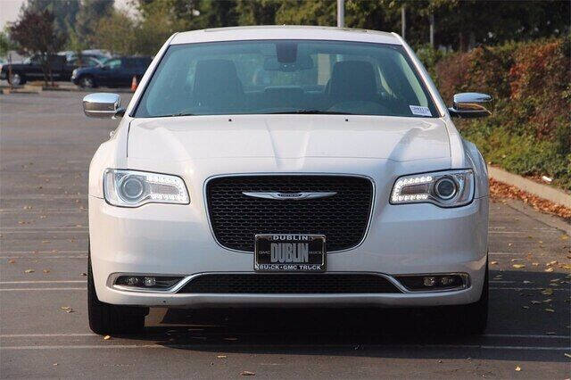 2019 Chrysler 300 Limited