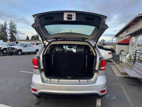 2011 Dodge Journey R/T