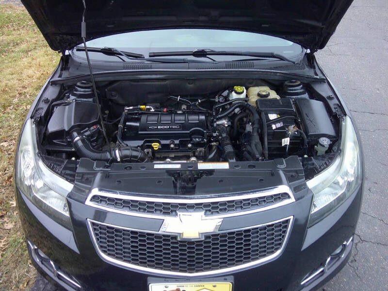 2013 Chevrolet Cruze 1LT photo 21