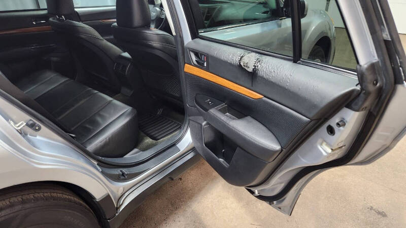 2013 Subaru Outback 2.5i Limited