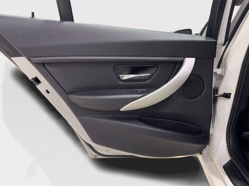 2013 BMW 3 Series 328i