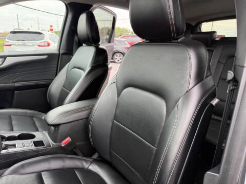 2024 Ford Escape Platinum