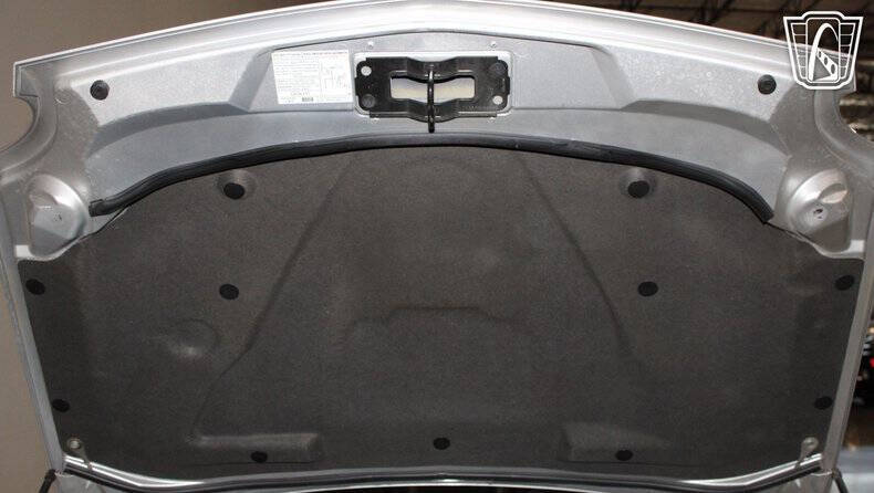 2004 Ford Thunderbird Deluxe