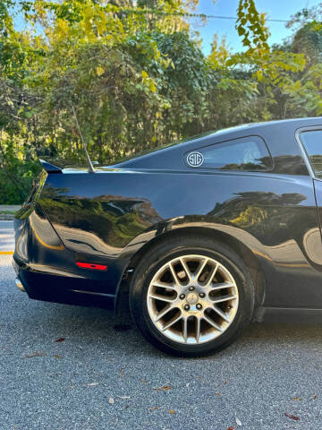 2014 Ford Mustang V6 Premium