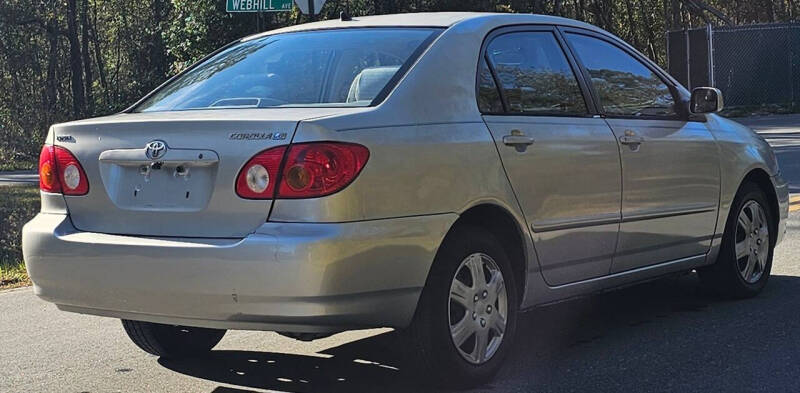 2004 Toyota Corolla LE