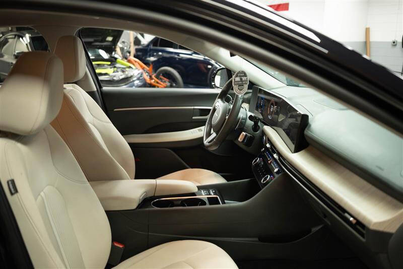 2025 Hyundai Sonata Hybrid SEL