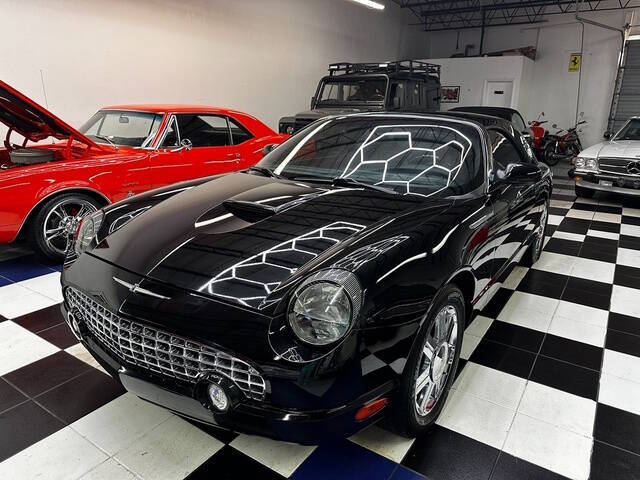 2005 Ford Thunderbird Deluxe