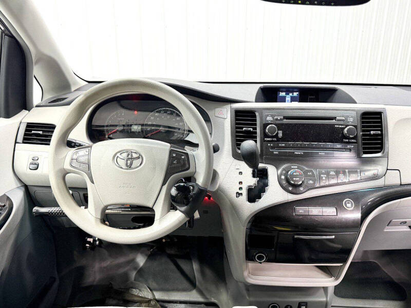 2014 Toyota Sienna
