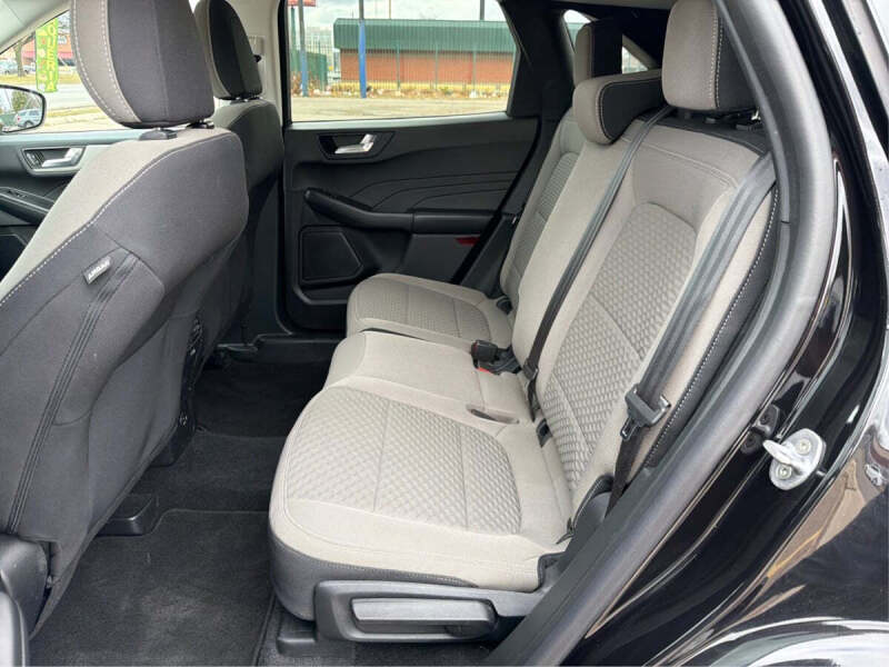 2021 Ford Escape Hybrid SE