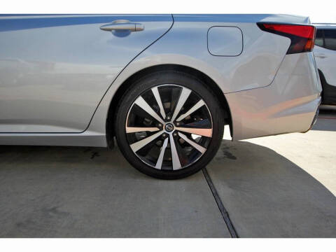 2020 Nissan Altima 2.5 SR