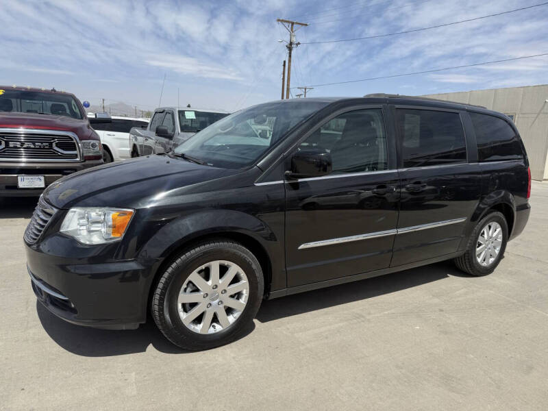 2016 Chrysler Town and Country Touring