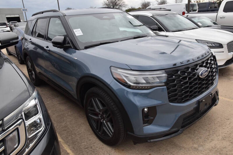 2025 Ford Explorer ST-Line