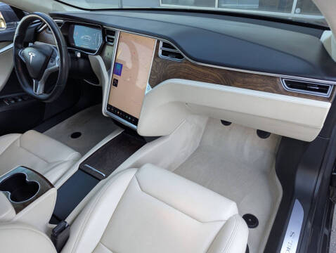 2017 Tesla Model S 75D