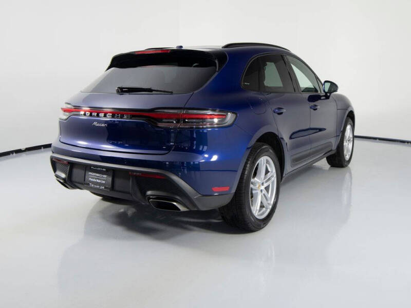 2025 Porsche Macan