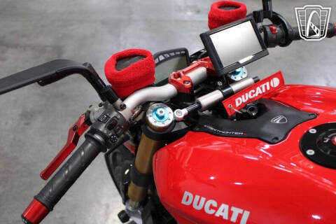 2010 Ducati Streetfighter